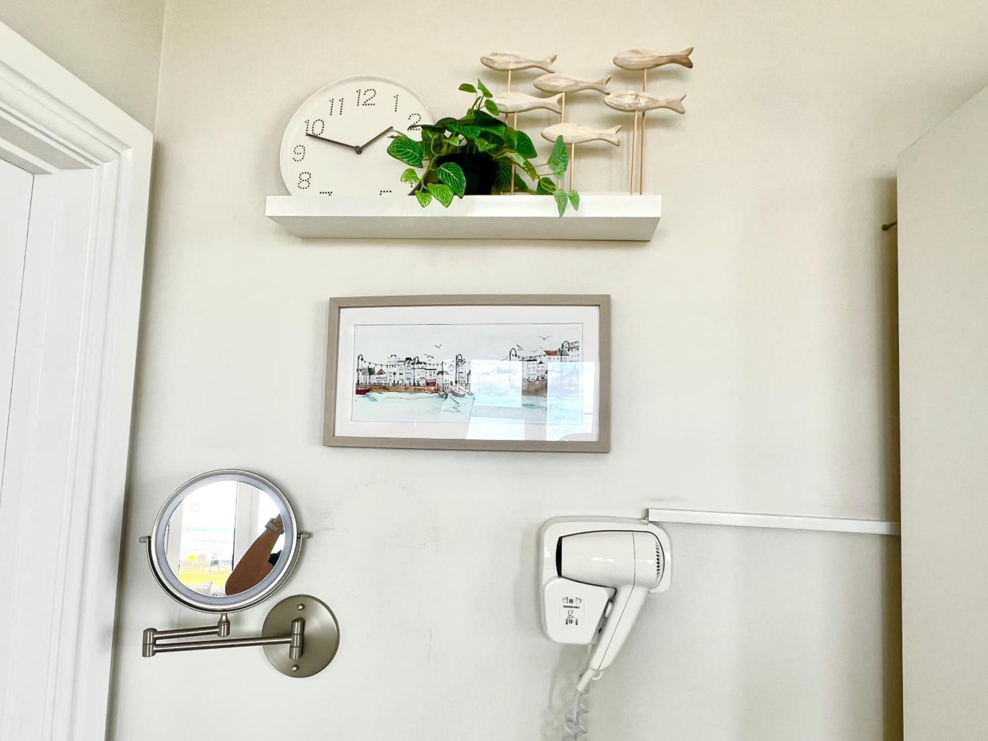 Beachfront Compact Coastal Crib, Direct Sea Views & Air Conditioning Littlestone-on-Sea Exteriér fotografie